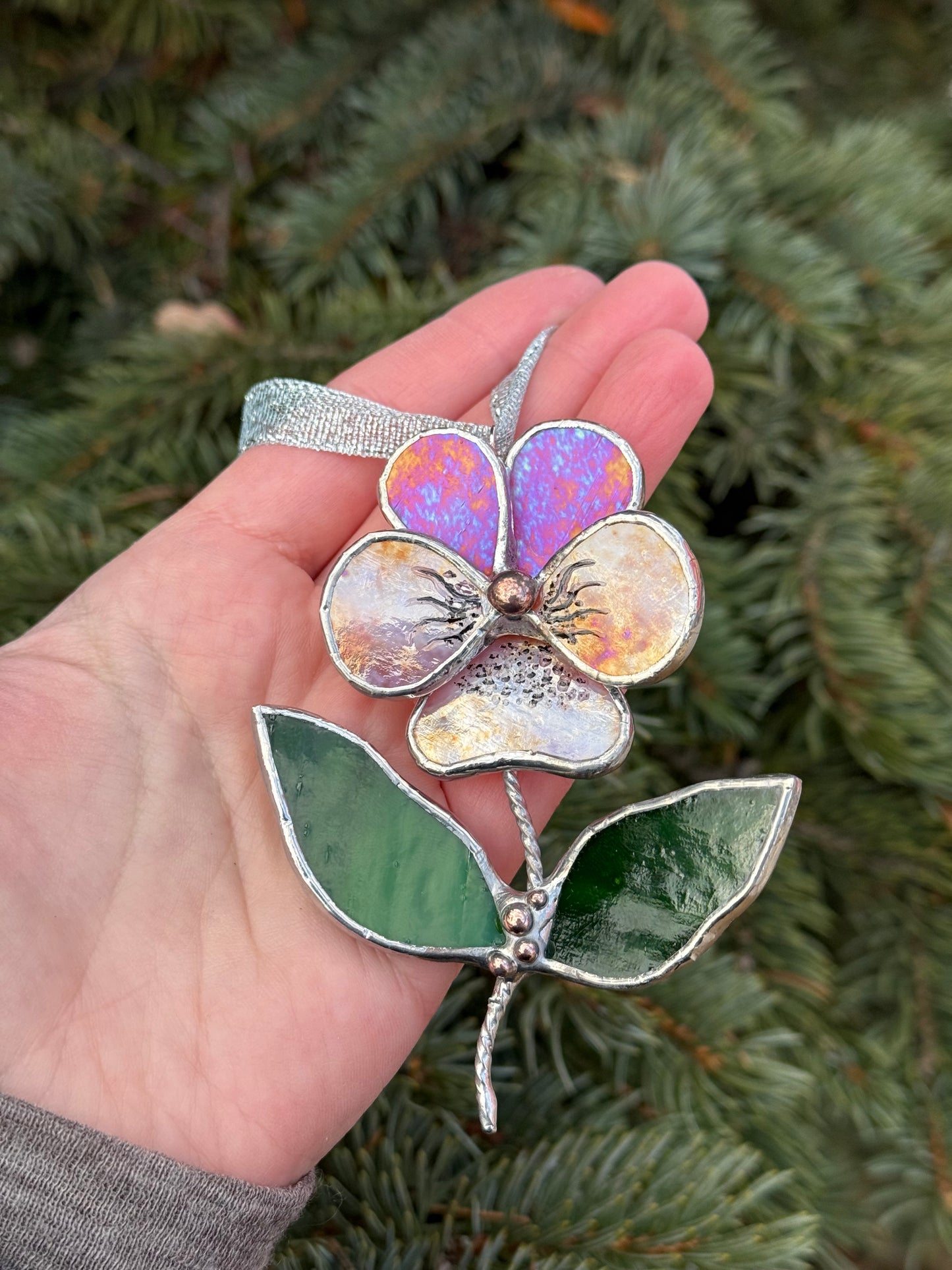 " . Pansy flower with leaves Berry red &  peach irid , Stained glass Decorative ORNAMENT, Christmas decoration, Suncatcher