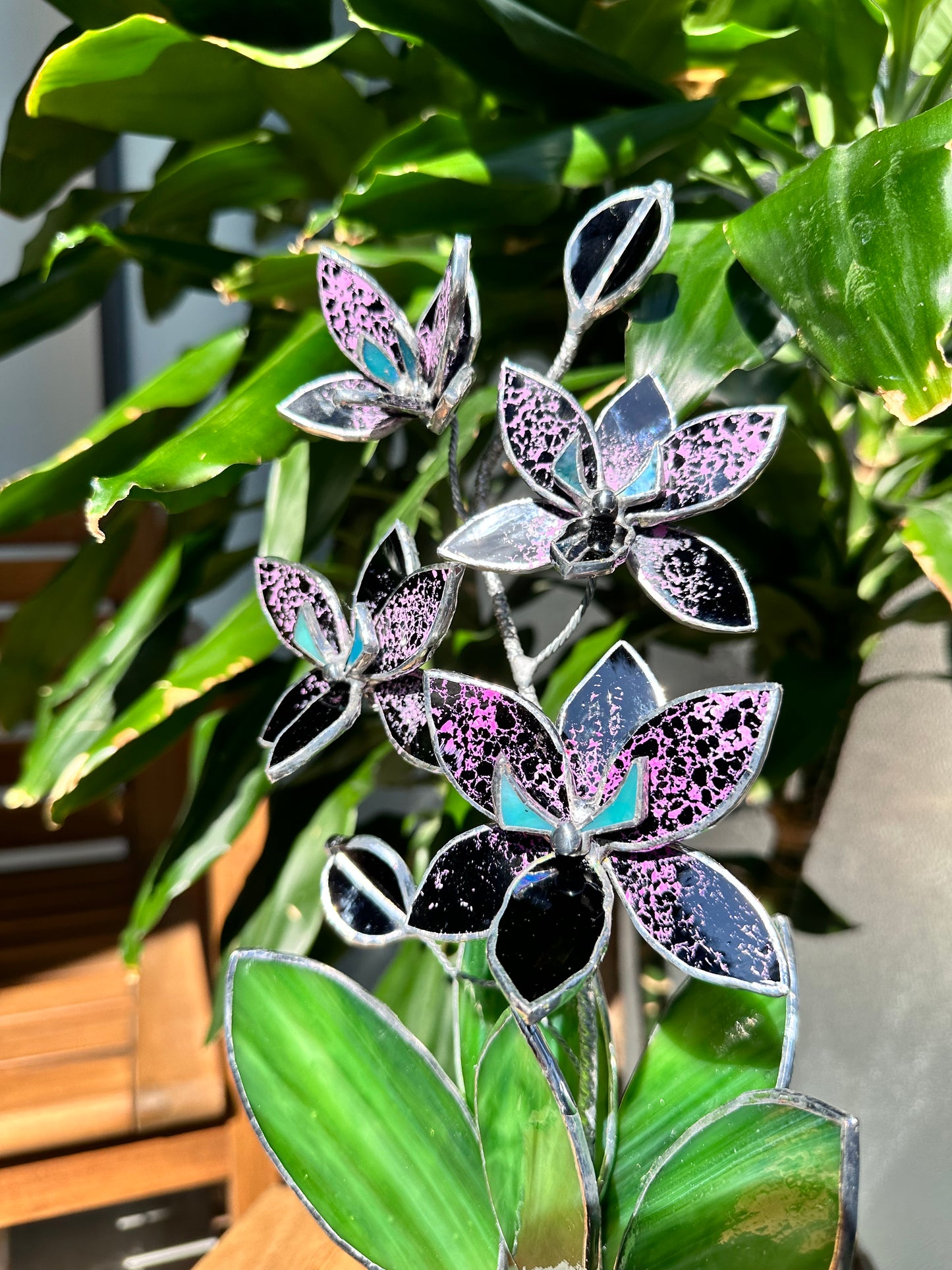 " . PREORDER Black Tiger Orchid, 4 flowers with pot”, Stained glass tropical flower 3D, Sun catcher, Table plant, Garden stick, Outdoor and gardening decor