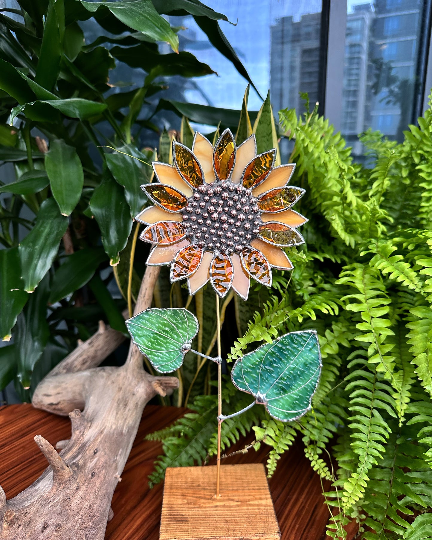 " . Sunflower", stained glass tropical flower 3D, Sun catcher, Table plant decor, Garden stake, Outdoor and gardening, wedding Christmas gift