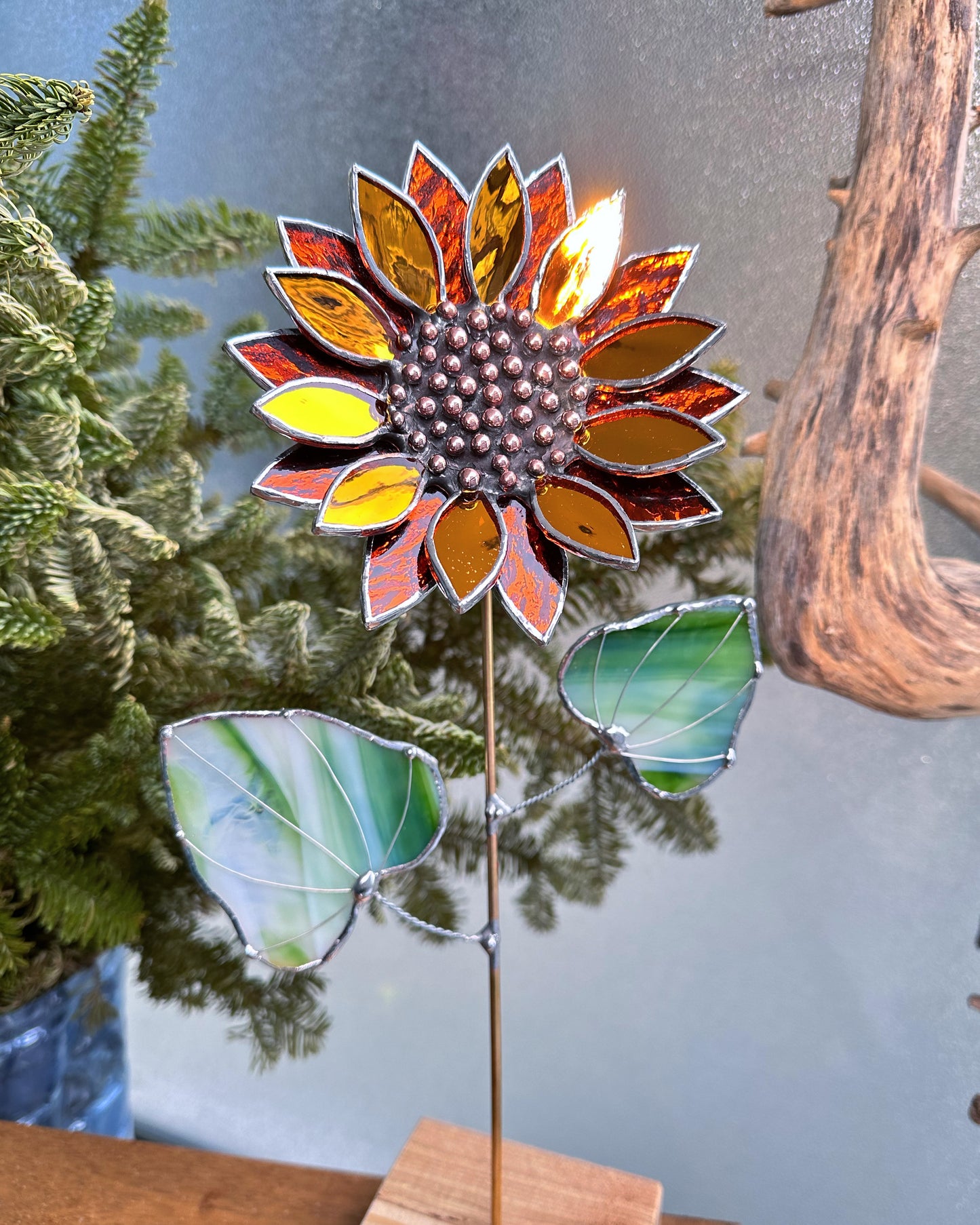 ".Golden Sparcling Sunflower" Stained glass tropical flower 3D, Sun catcher, Table plant decor, Garden stake, wedding decor, Christmas gift