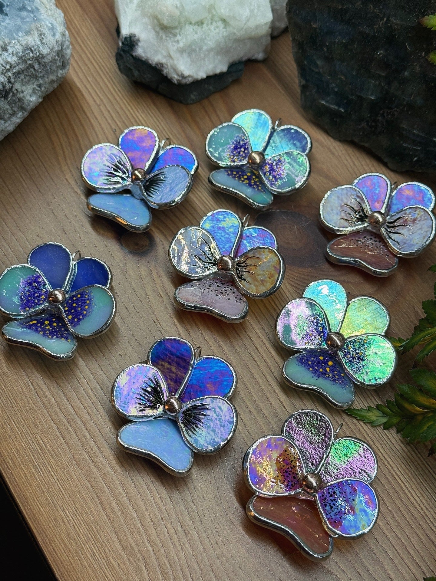 " .  CHOOSE COLOR Decorative ORNAMENT Stained glass Pansy flower, Christmas decoration, Suncatcher