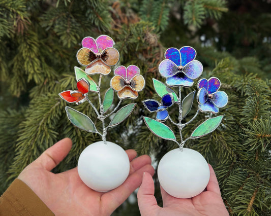 "  . CHOOSE COLOR Stained glass Pansy flower in a handmade base, Table modern decor, Suncatcher, Mother’s Day
