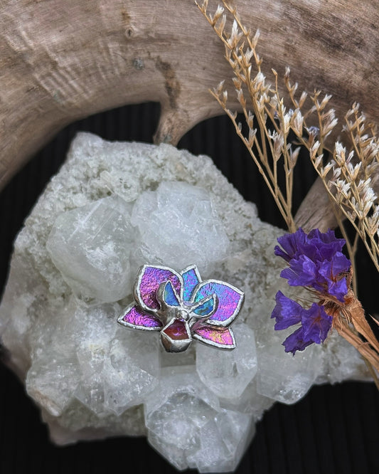 " . Ring Mauve iridescent Orchid” Stained glass tropical flower 3D, art jewelry