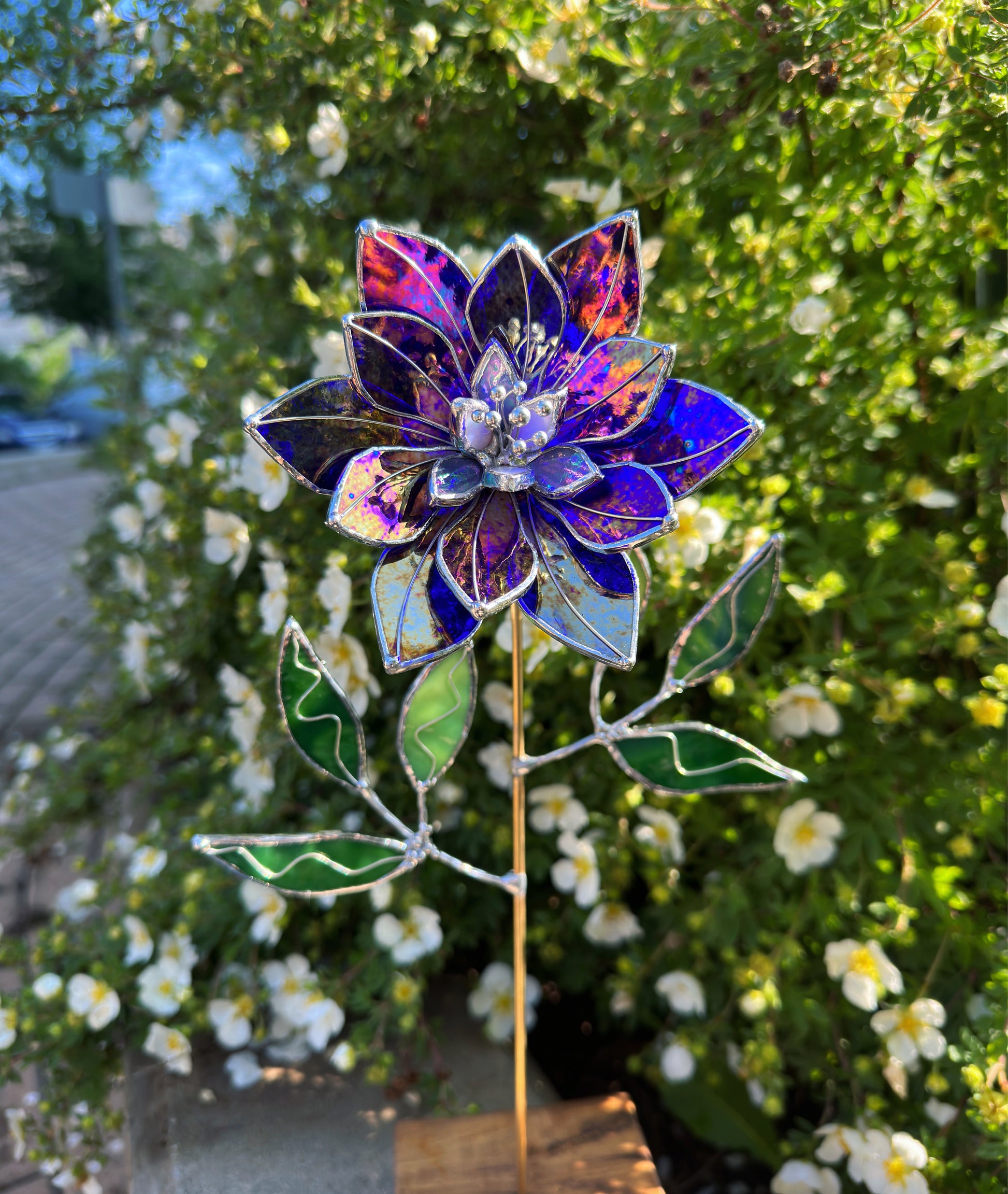 .Amethyst Lily blue Iridescent Stained glass tropical flower 3D, Sun  catcher, Table plant decor, Garden stake, wedding decor, Christmas gift