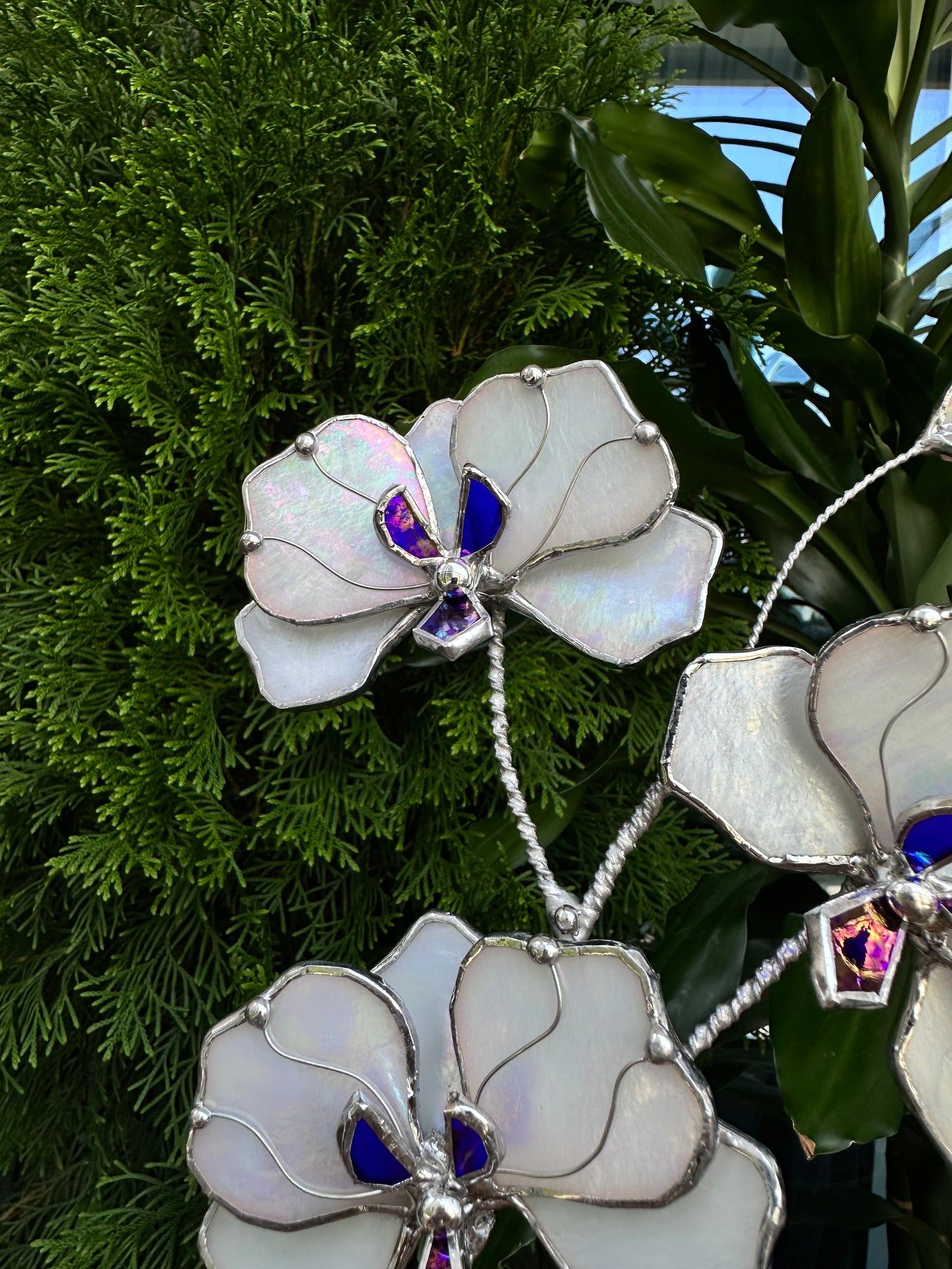 ".Orchid White Butterfly XL Iridescent ”, Stained glass tropical flower 3D, Sun catcher, Table plant decor, Garden stake, wedding decor, Christmas gift