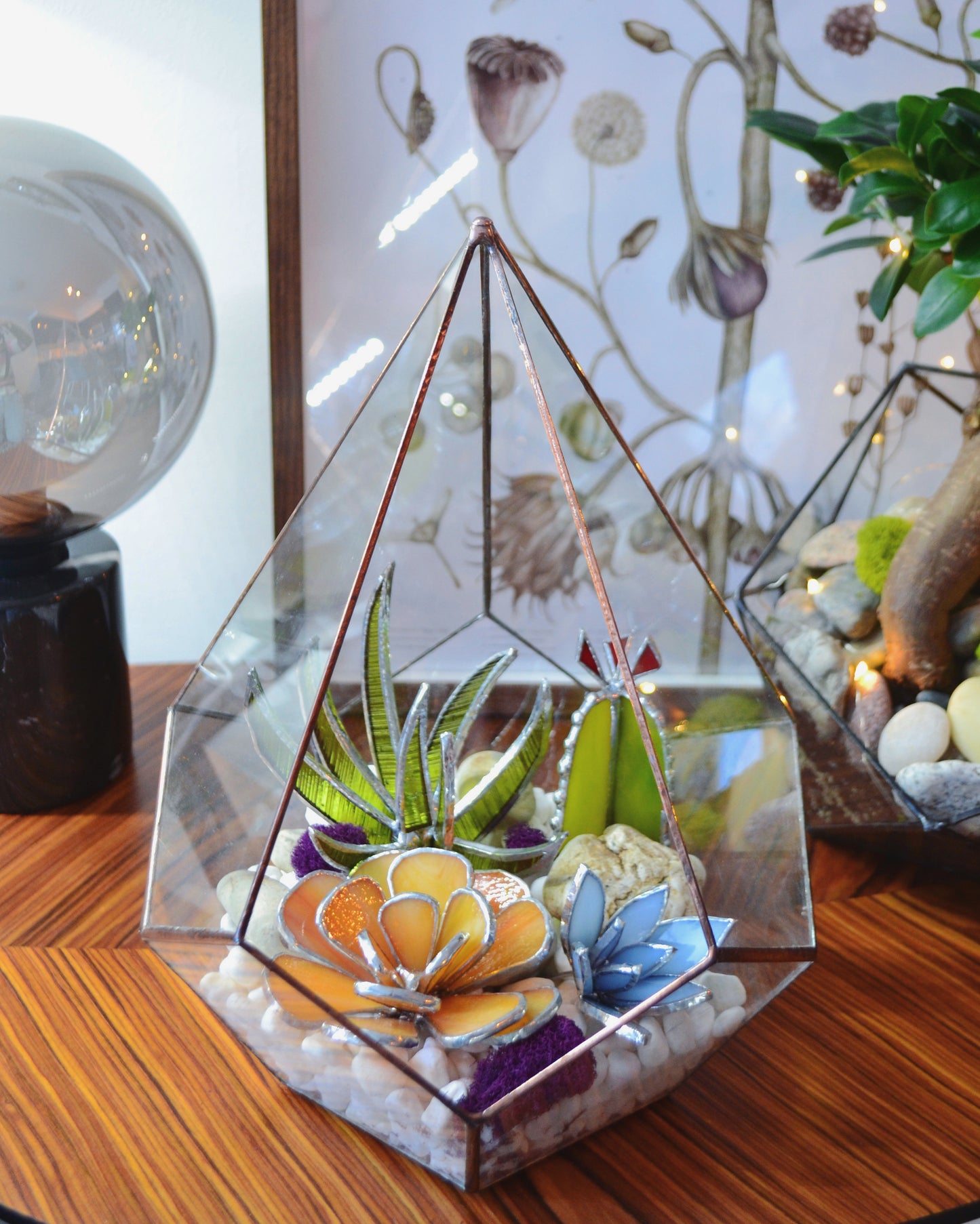 “ . Geometric glass terrarium with art glass 3D plants”