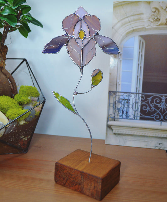 'Iris Violet' Stained glass flower, Sun catcher, Table plant decor, Garden stake, Outdoor and gardening decor