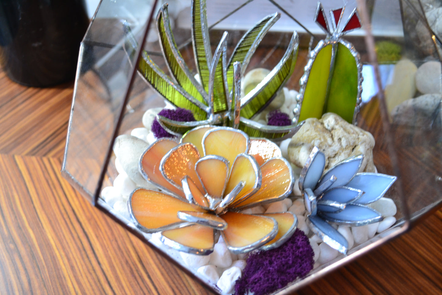 “ . Geometric glass terrarium with art glass 3D plants”